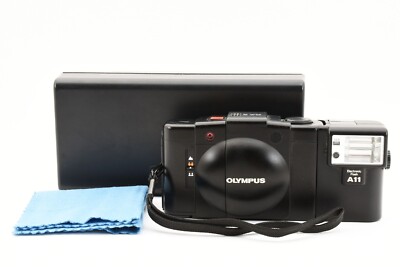 オリンパスXA2 Read [MINT InBox] Olympus XA2 Point & Shoot Film Camera w/ Case