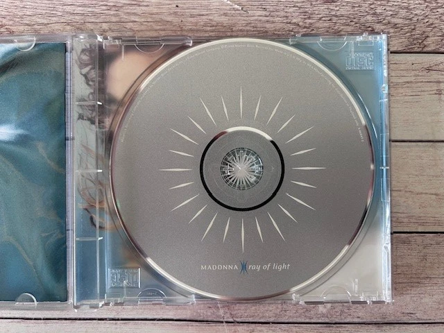 MADONNA - 2 RAY OF LIGHT cd PROMO pro rare gold silver 1998 japan malaysia music - Immagine 3 di 4
