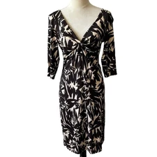 Diane von Furstenburg Brown Cream 100% Silk Midi Dress 3/4 Sleeve Size 10