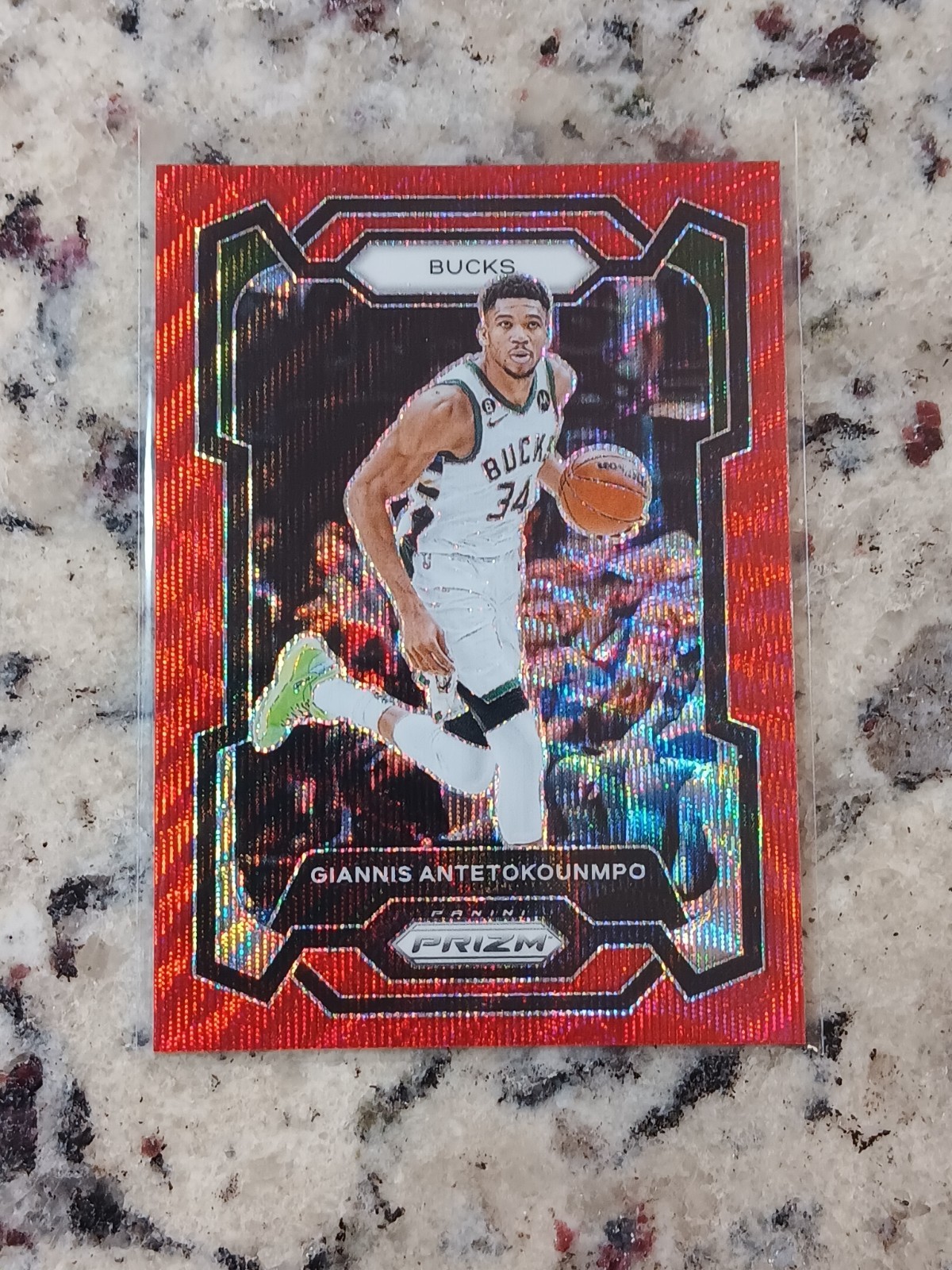2023-24 Prizm Red Wave #103 Giannis Antetokounmpo Milwaukee Bucks