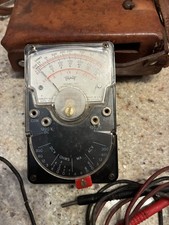 Triplett KS-14510-L5 Voltage Tester With Leather Case And Leads