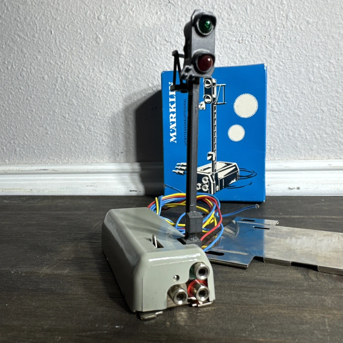 Märklin HO Scale Model Railroad Signals for sale | eBay