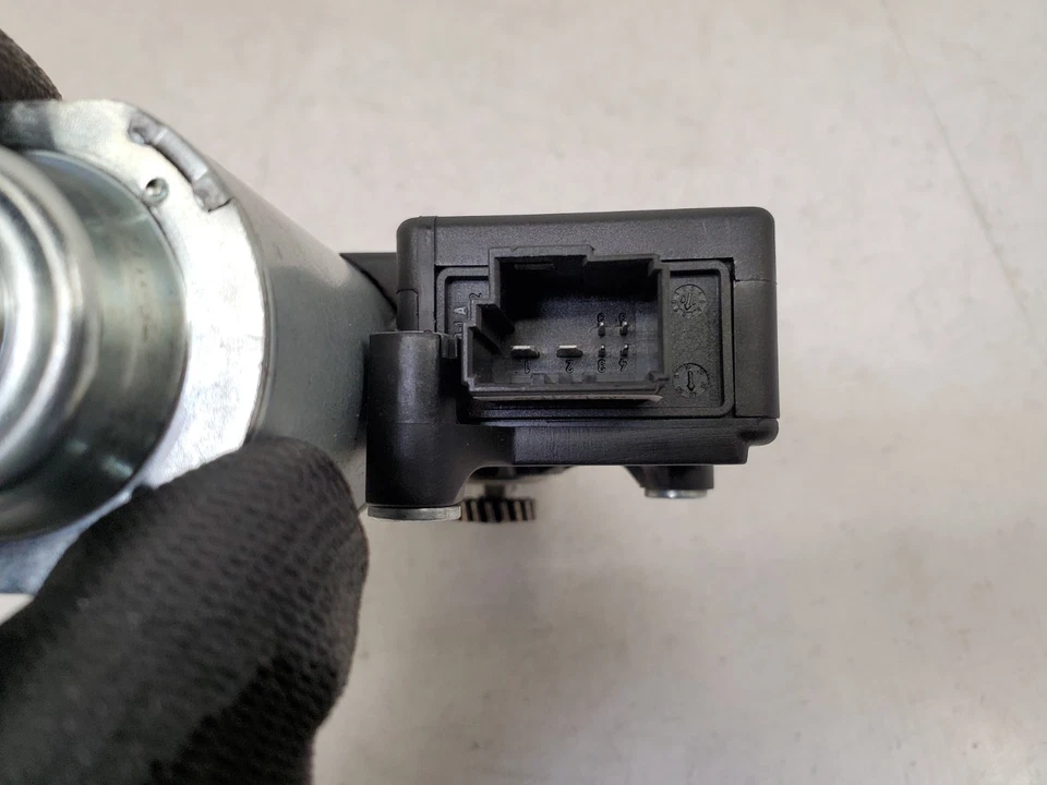 ✅ 07-13 OEM BMW E90 E92 328 335 M3 Upper Sunroof Moon Roof Motor Unit - Image 4 of 4