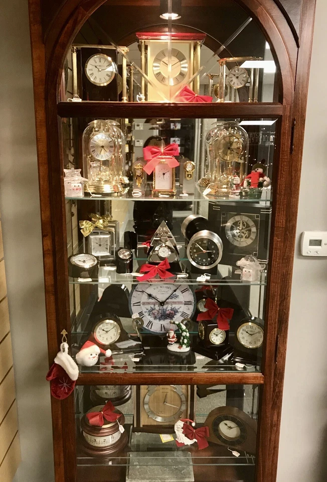 Howard Miller Curio Display Cabinet 680-170 Aldridge Windsor Cherry 680170 - Image 3 of 3