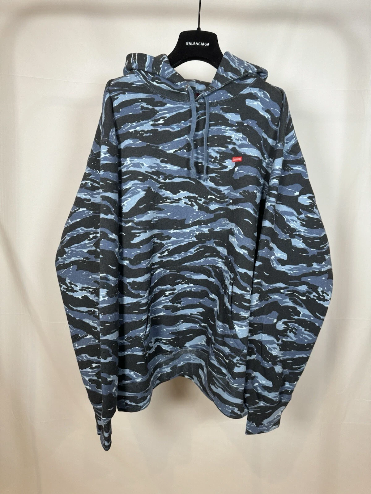 Sweat à capuche Supreme petite boîte
