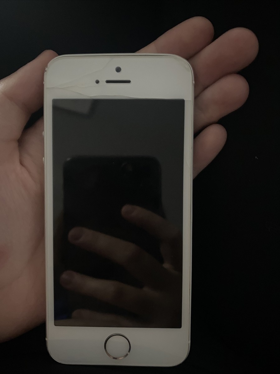 Iphone SE Unlocked Turns On 888462735575| eBay