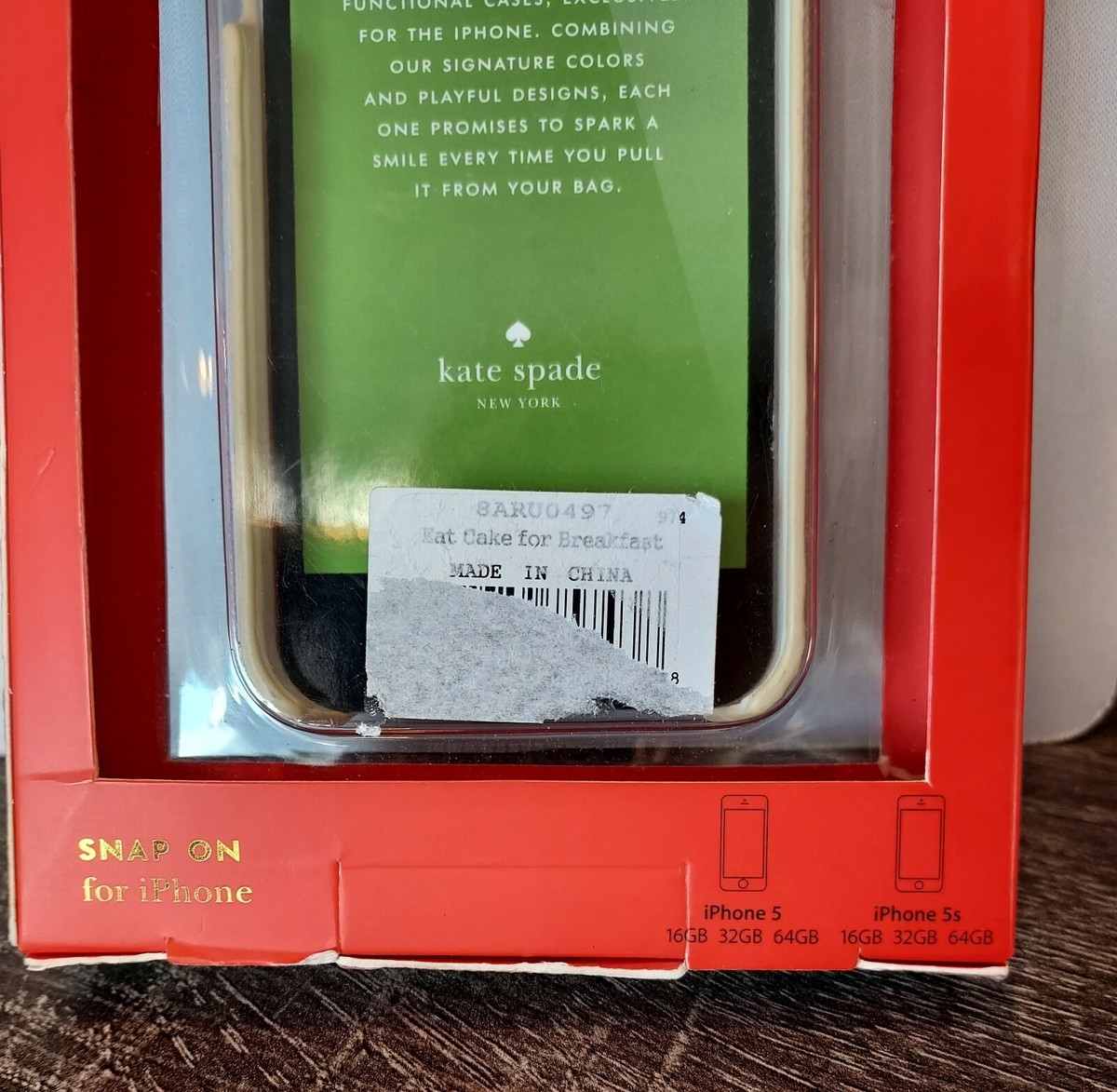ケイトスペード iPhone6専用 EAT CAKE FOR BREAKFAST BE/RD Kate Spade New York Eat Cake For Breakfast Snap On Case For