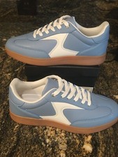 NEW Womens Nicole Miller Breanne Sneakers Shoes, size 9