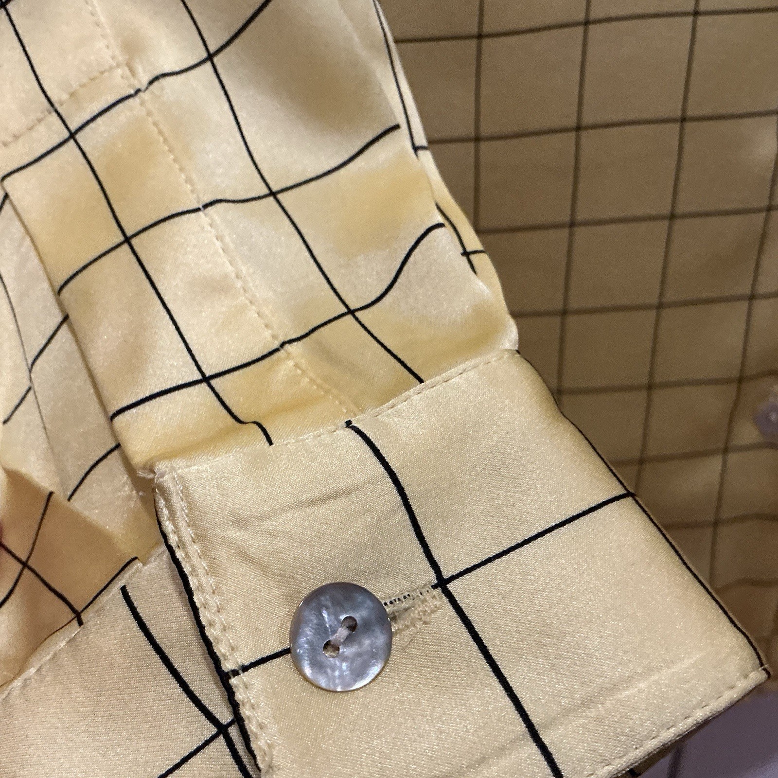 Patrick Christopher 100% Silk Button Up Shirt Yel… - image 6