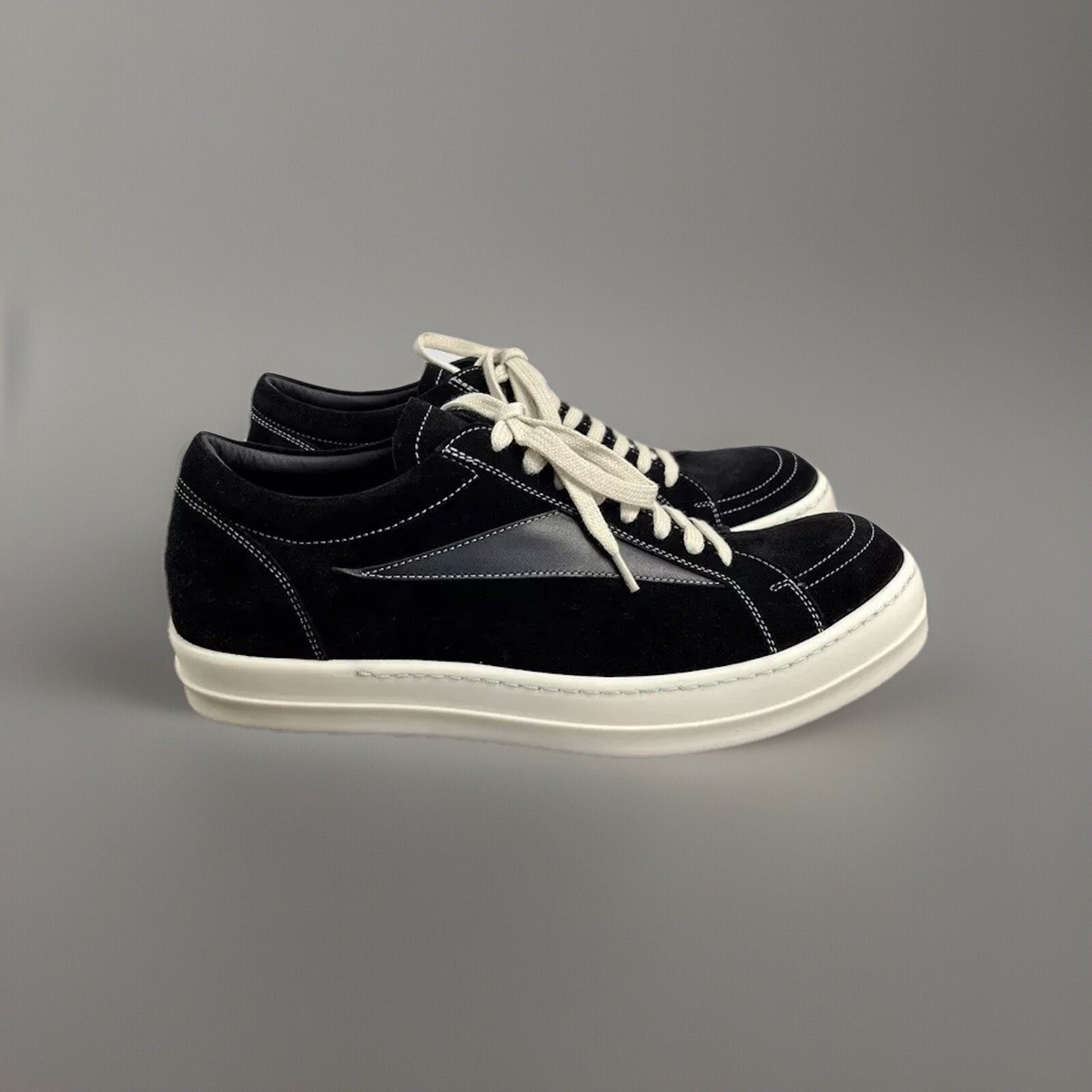 RICK OWENS - SUEDE LOW - TOP VINTAGE SNEAKERS SIZE: EU 43 RICK OWENS - SUEDE LOW - TOP VINTAGE SNEAKERS SIZE: EU 43