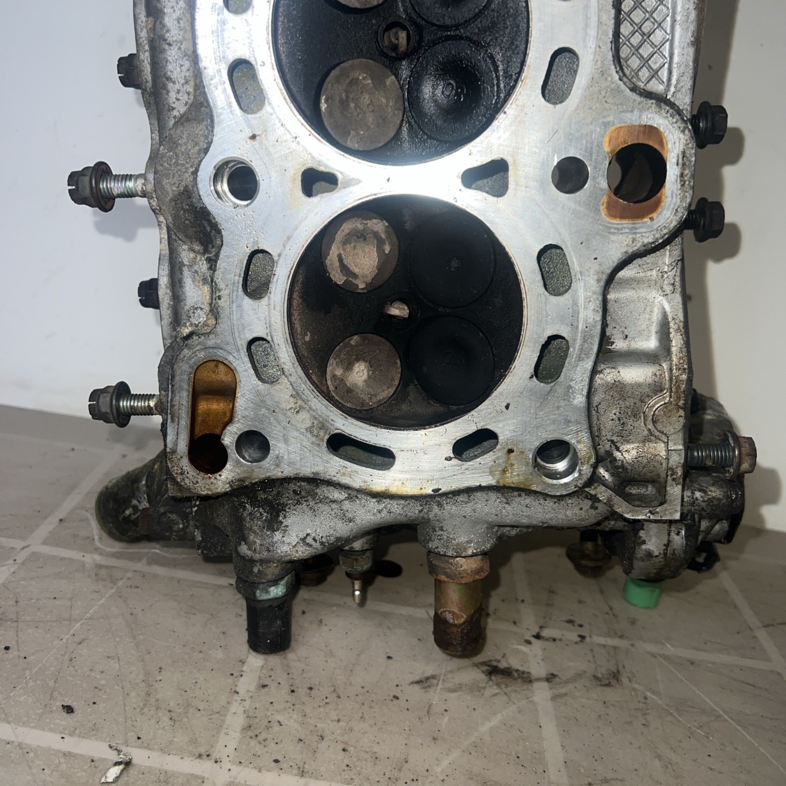 92-95 Honda Civic EX/Si D16Z6 Cylinder Head Used Assembly VTEC SOHC 