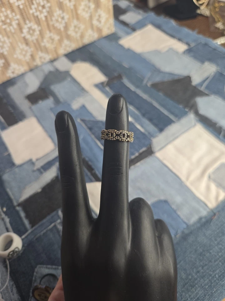 Anillo de diseñador de oro ajustable - Anillo de oro de bisutería de diseñador  Foto 3 de 4