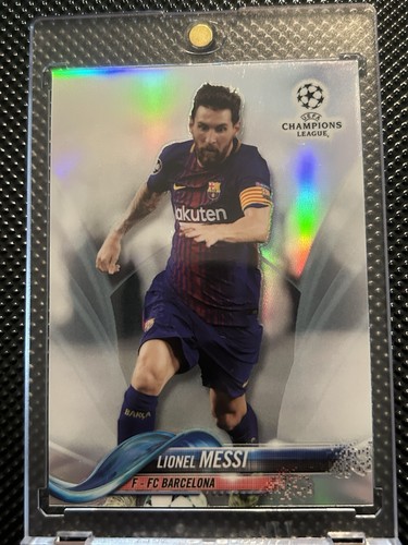 2017-18 Topps Chrome UEFA Champions League - Lionel Messi #1 Refractor