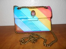 Borsa a tracolla Kurt Geiger Kensington mini in pelle a righe arcobaleno