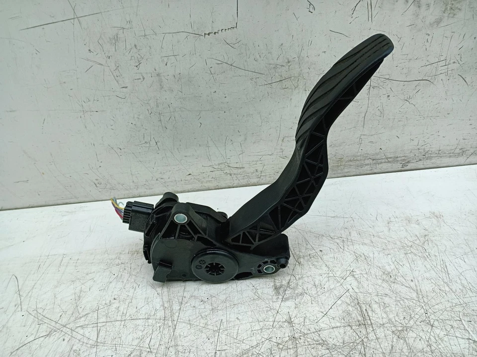 PEDAL ACELERADOR ACELERADOR NISSAN X TRAIL MK3 T32 2014-2021 180024CL0B Foto 4 de 4