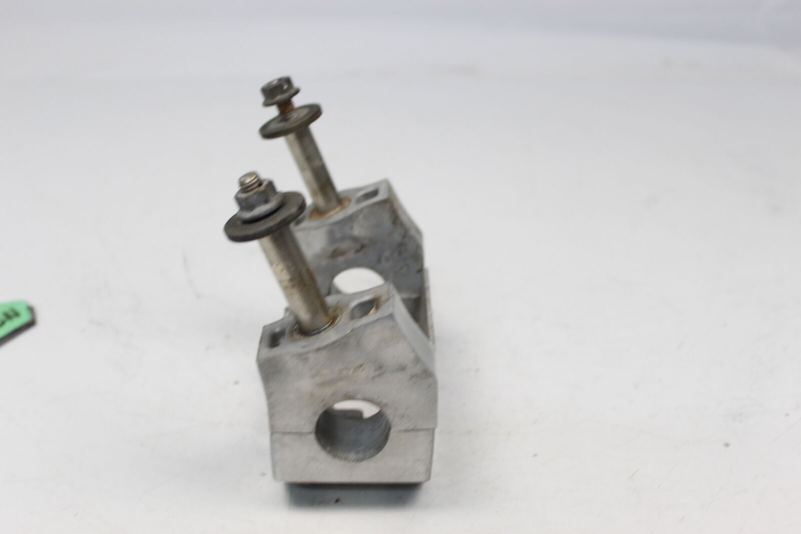 1985 Honda Shadow Vt 1100 Handlebar Risers Mounts