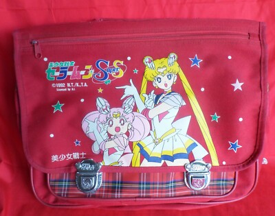 10 essential hiking items