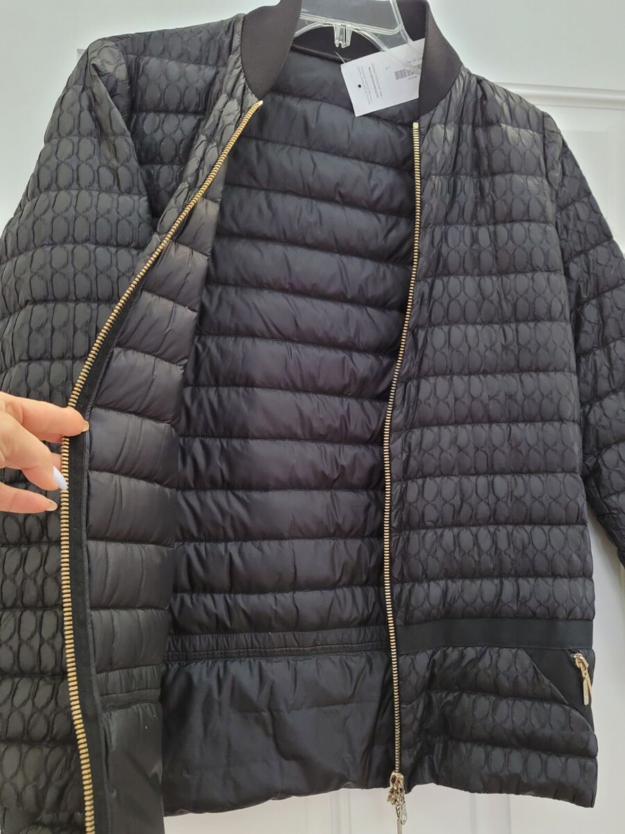 MONCLER Down Jacket Size 3 Black Gold Logo Sm/Med MONCLER Down Jacket Size 3 Black Gold Logo Sm/Med