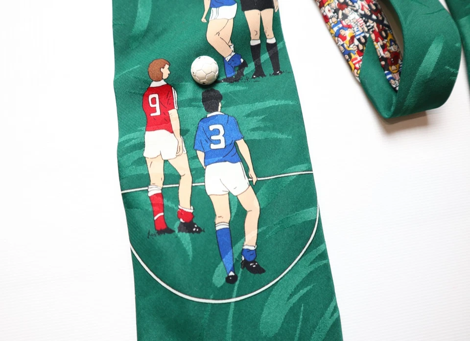 VICKY DAVIS THEY THINK IT'S ALL OVER CORBATA DE FÚTBOL DE COLECCIÓN Foto 2 de 4