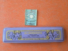 Vintage Yardley of London Glimmerick Paintbox Eyeshadow in LAVENDER from 1969