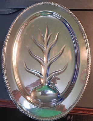 W.M. Rogers 810 Silverplate Spring Flower  Footed Meat Serving Tray 16''X12''
