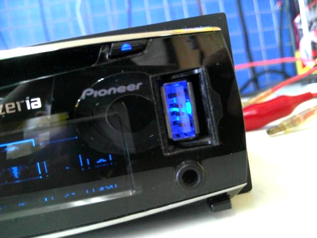 Pioneer Carrozzeria DEH-P760 1Din Car Audio CD Player AUX