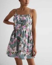 NEW EXPRESS poplin floral 2024 instagram hit floral tiered dress L large