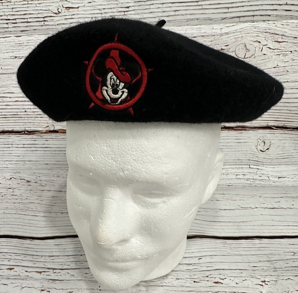 Vintage Mickey Mouse Black Wool Beret Hat Winter Disney Parks RARE
