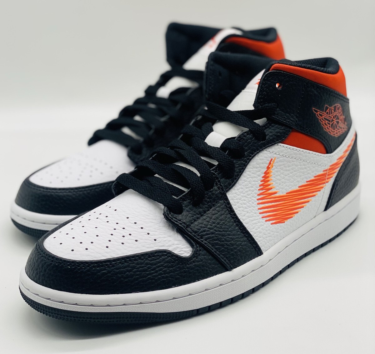 エアジョーダン1 NEW Nike Air Jordan 1 Mid Zig Zag Swoosh Team Orange DN4929-100
