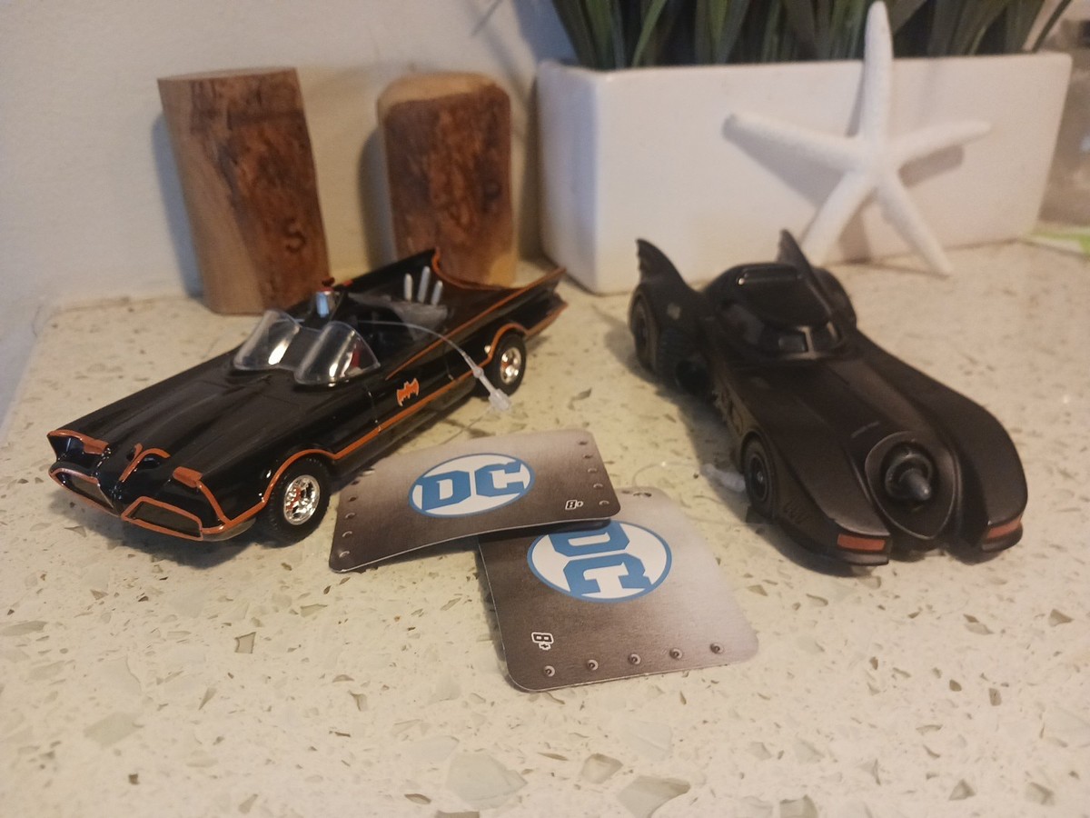 Jada Classic TV Series 1:18 Batmobile Die-cast Car - 98625 for