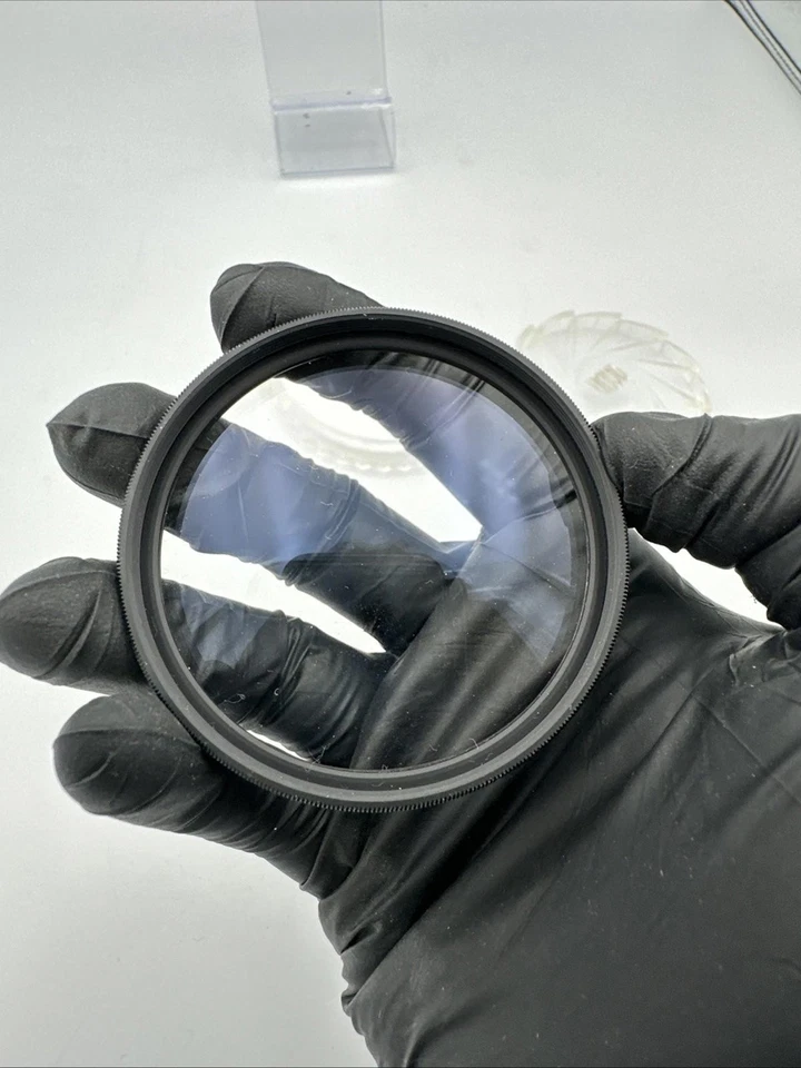 Hoya 62mm +2 Lens With Casing - Image 4 of 4