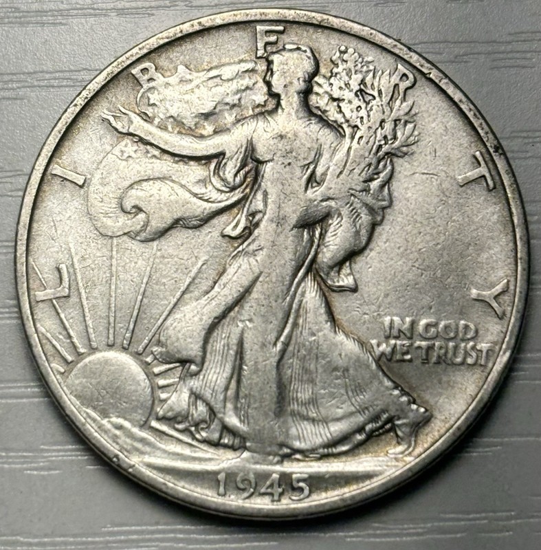 1945 S Liberty Walking 90% Silver Half Dollar. Nice Luster, Nice Detail.