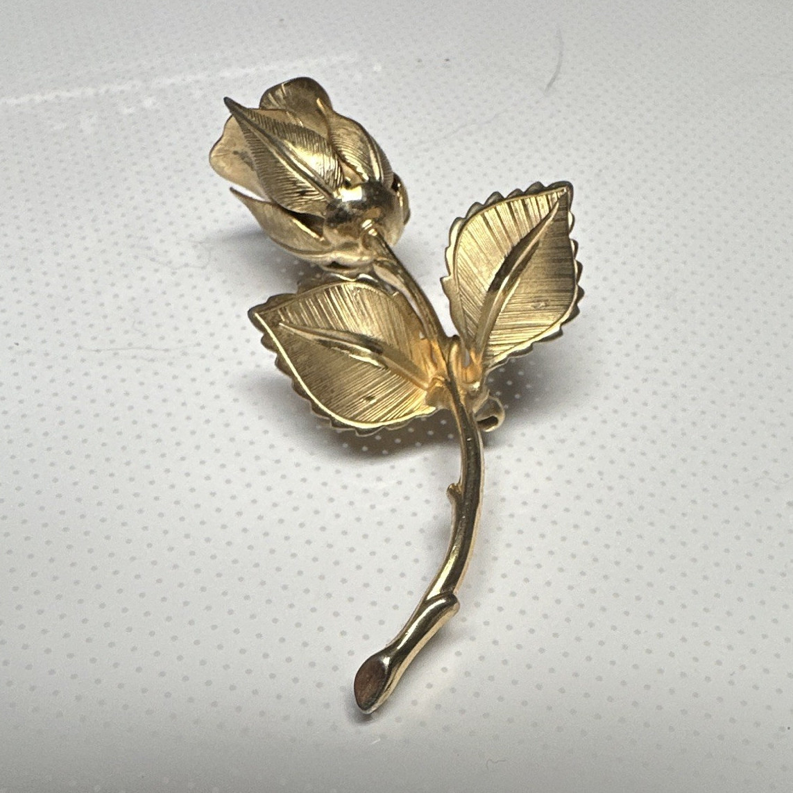 Giovanni Gold Tone Signed Rose Flower Brooch Pin Metal No Stones