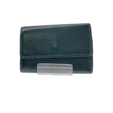 Louis Vuitton Multicle 6 Taiga Wallet Green