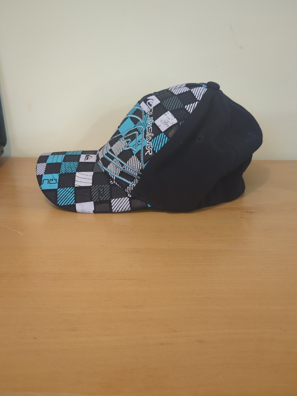 quicksilver baseball cap - image 3