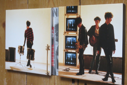 The JESUS and MARY CHAIN: Darklands - 3 disc Edsel CD/DVD deluxe edition - Picture 3 of 5