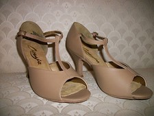 Latin Dance Shoes Capezio Sandal BR08 2.5" Black Taupe Silver Suntan Leather NIB