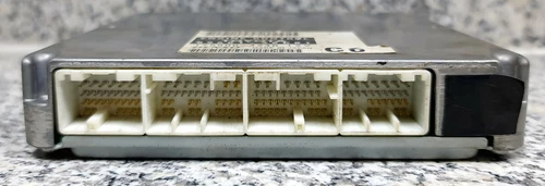 TOYOTA HIACE ENGINE ECU ,DIESEL,89661-26C81 oem Used - Picture 3 of 6