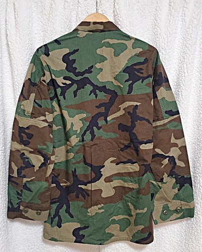 Mens Air Force Woodland camo utility coat size S/L - Picture 2 of 2
