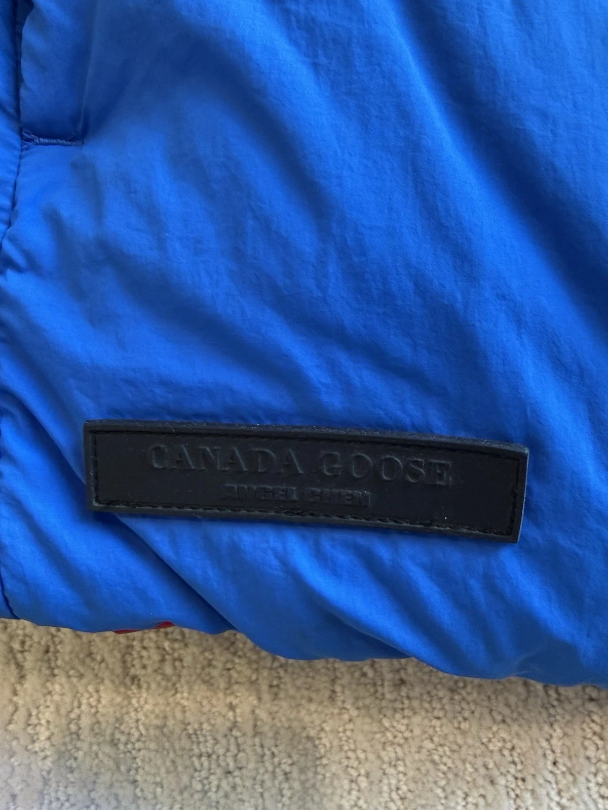 Canada Goose Angel Chen Bayan Reversible Puffer Vest Red/Blue Mens Size L 8825MC - product detail image 3