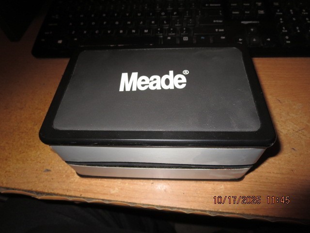 Meade TravelView Binoculars 8&times;32, 1000 yd Field of View *NIB*