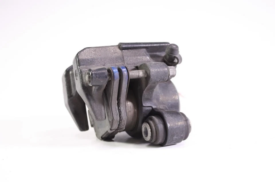 Pinza de freno trasera 11 Honda CBR250R Foto 2 de 4