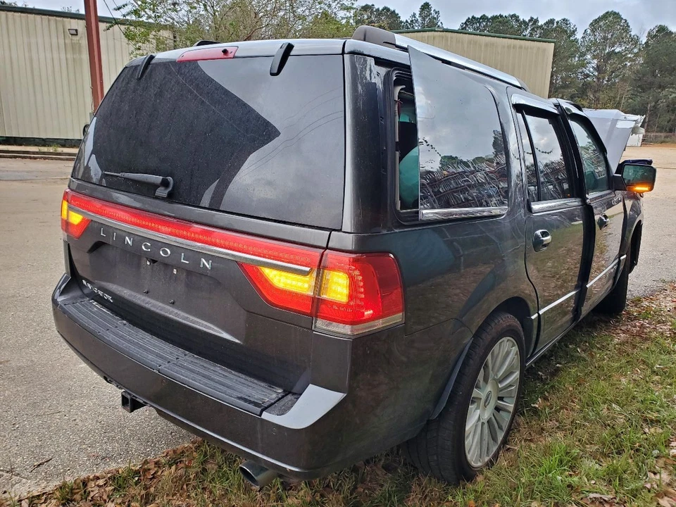 Conjunto de transmisión automática usado se adapta a: Lincoln Navigator 2017 a 6 velocidades 6R8 Foto 4 de 4
