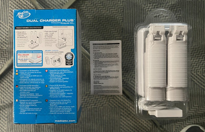 Mad Catz Wii Dual Charger Dock Station Base and Batteries White Sealed Package