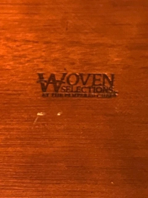 Pampered Chef Woven Selections Round Wicker Serving Basket Tray 15" Handles 20" - Image 3 of 3