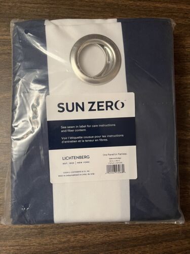 Sun Zero - Indigo And White Curtain Panel - NEW SEALED - Afbeelding 1 van 3