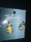 LADIES EARRINGS PEARLS IN SEASHELLS DESIGN GOLDTONE FOR PIERCED EARS — photo 1