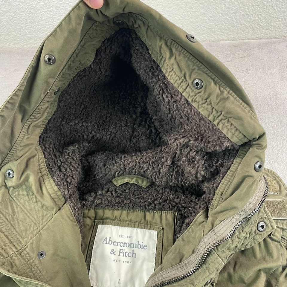 Chaqueta Parka Forrada Sherpa ABERCROMBIE & FITCH Hombres Grande Oliva Militar Pesada Foto 3 de 4