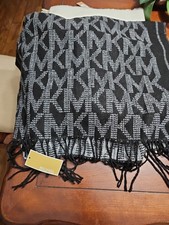 NWT MICHAEL KORS Logo Extra Long Scarf Reversible. 6 Long