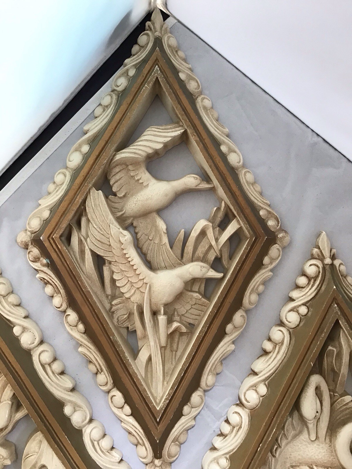 Burwood Bird Wall Hanging Plaque Swan Egret Duck Dove Diamond Homco 1973 Set 521